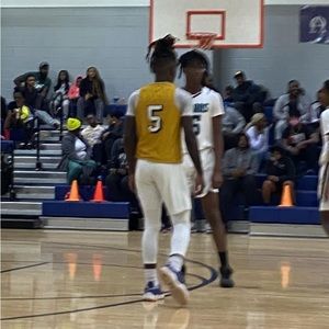 Meet your Posher, Derelle